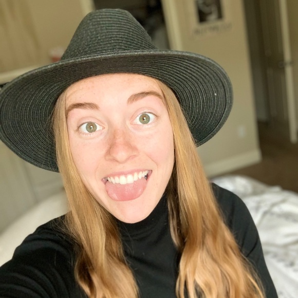 Meet your Posher, Montana - Picture 1 of 1